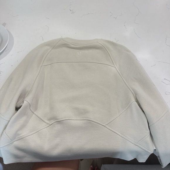 NWT Lululemon Scuba Oversized Pullover M/L - Picture 2 of 4